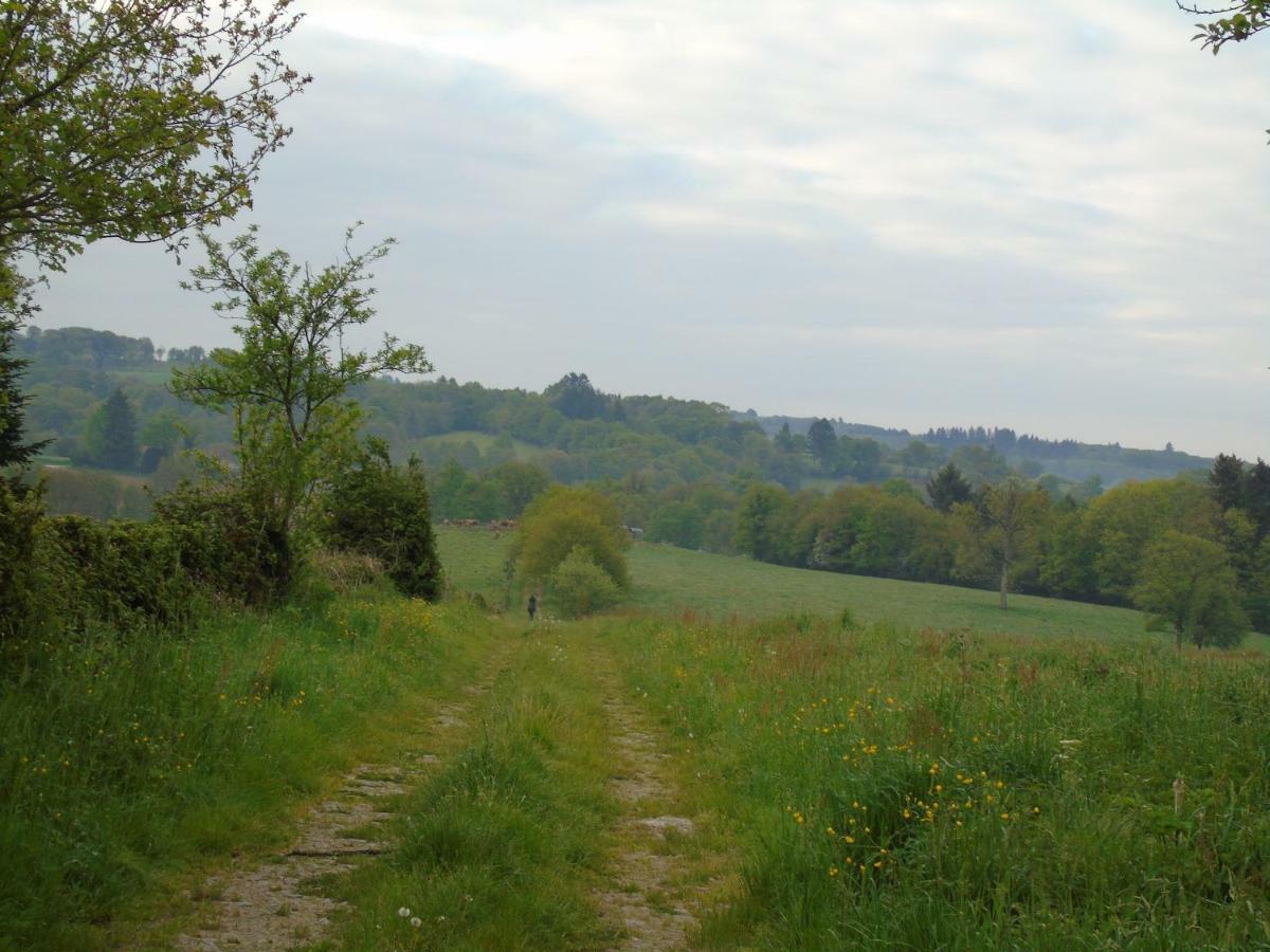 Bed and Breakfast Puy Larousse Farm House Linards Экстерьер фото